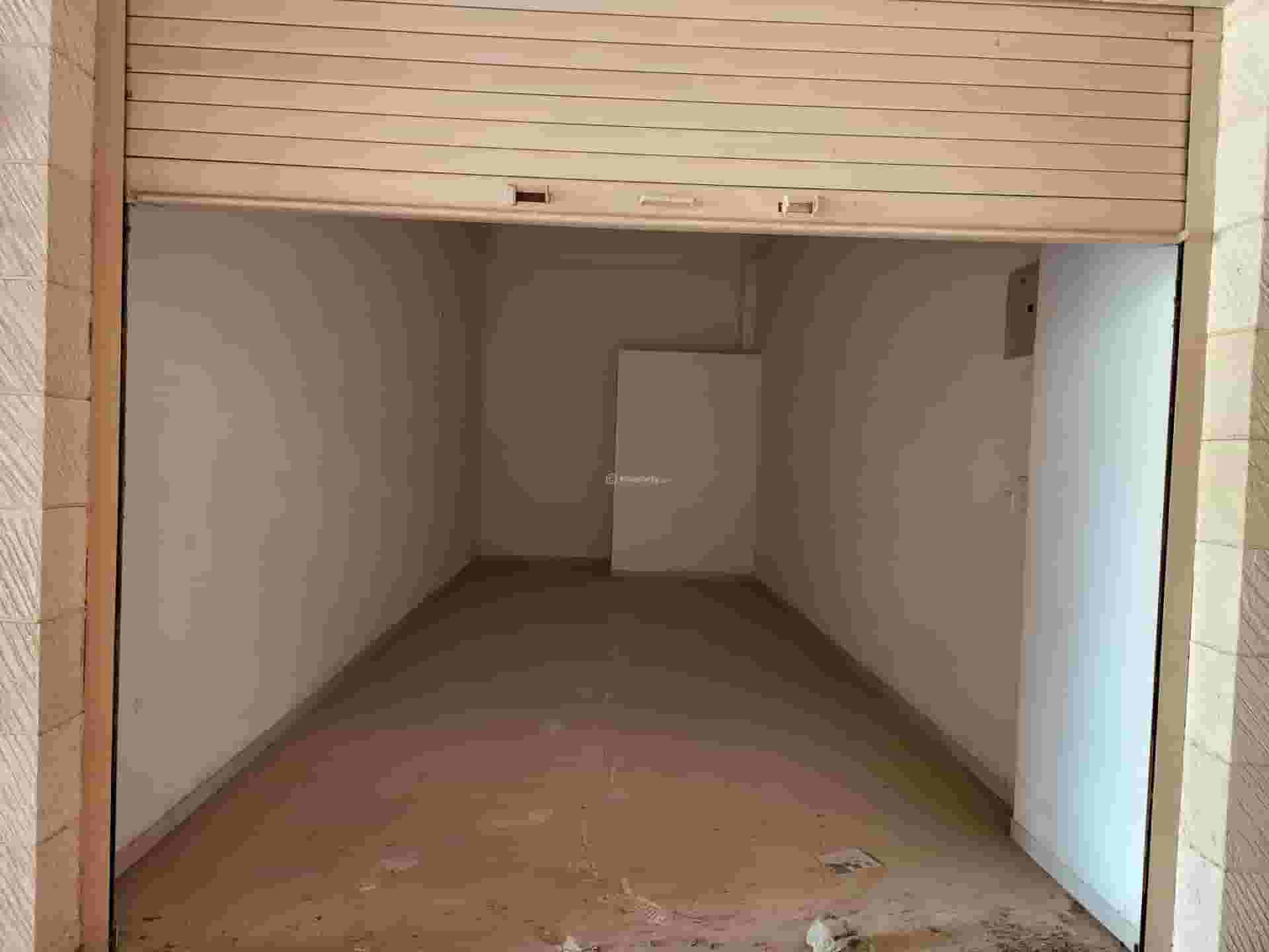 Shop for Lease in Kudasan, Gandhinagar Thumbnail